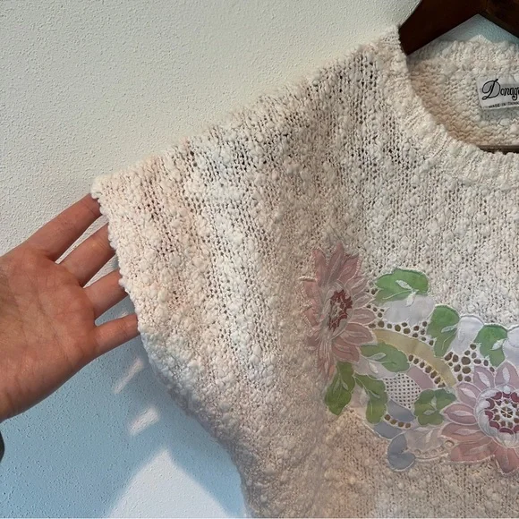 Vintage Donagain Short Sleeve Sweater Floral Appliqué Front Popcorn Texture - Picture 3 of 8